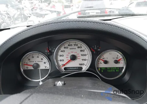 2005 Ford F-150 Lariat/Xlt z USA, uszkodzony, nr VIN 1FTPW12525KF02452